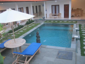  Temuku Guest House  North Kuta